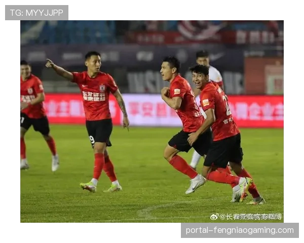比赛结束:长春亚泰补时阶段绝杀,2-1战胜沧州雄狮 比赛结束:长春亚泰补时阶段绝杀,2-1战胜沧州雄狮